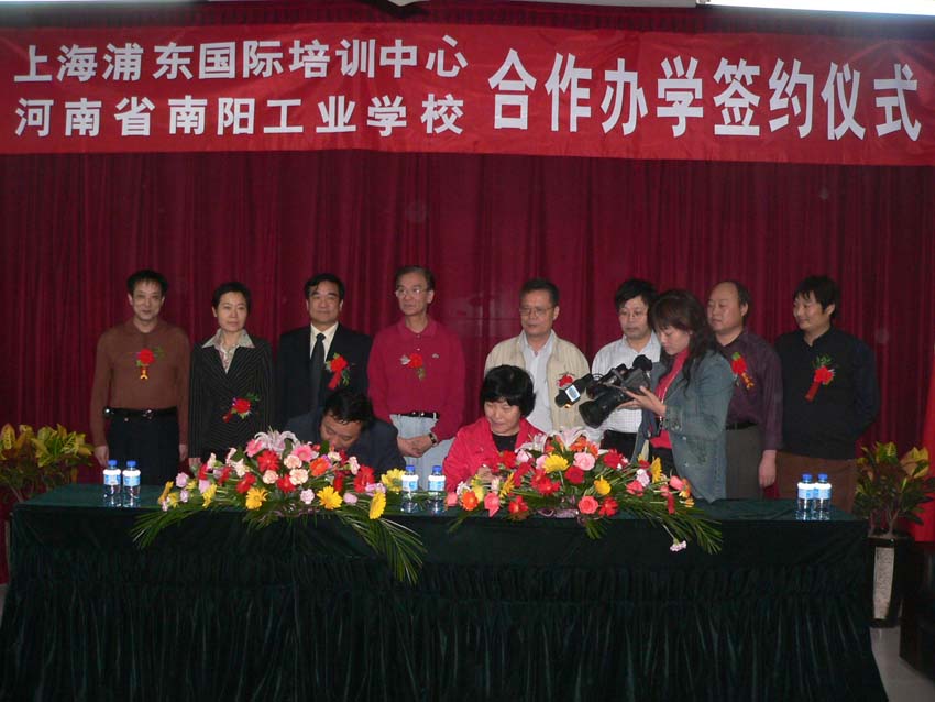 У�����:�����YԴ,ӆ�ν���,������ꖌW��